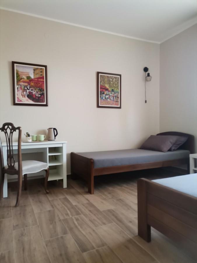 Roomsapartments Popcourt Pancevo Bagian luar foto